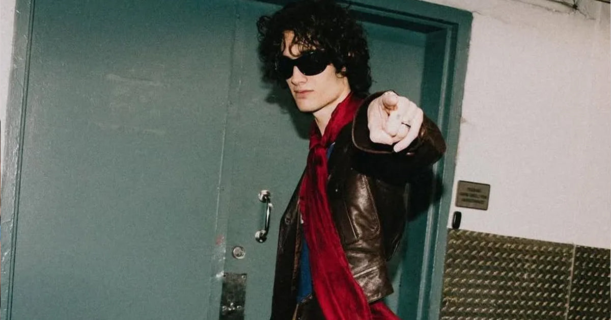 The Thin Scarf: Fashion’s New Power Play for Fall