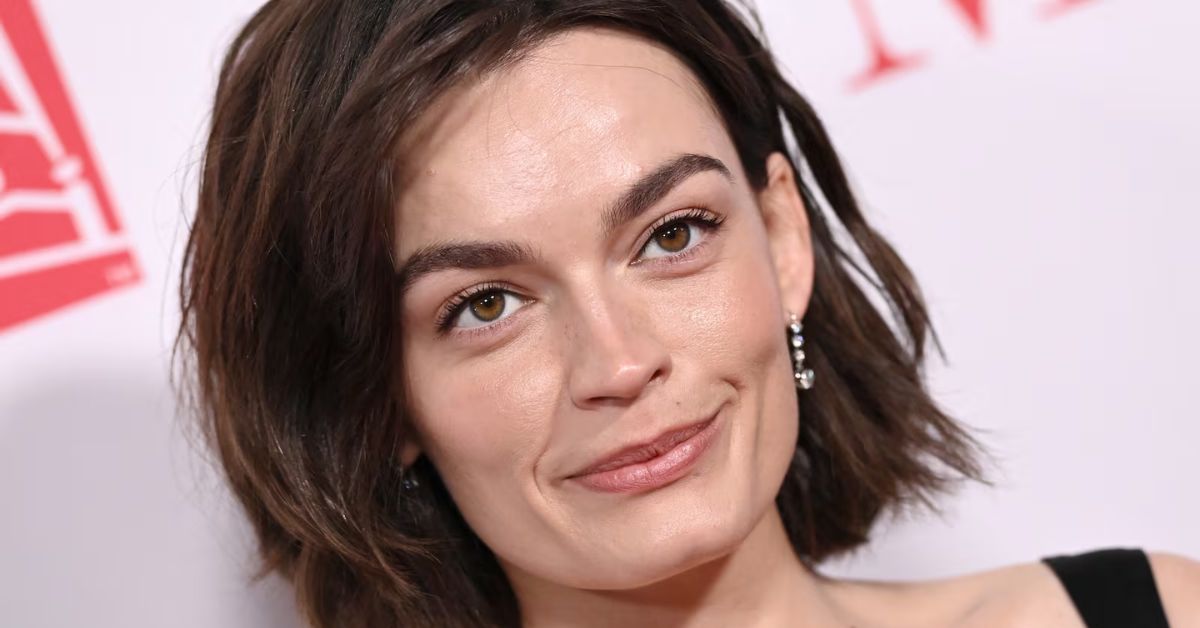 Disney’s Crisis: Ella McCay Flops as Zootopia 2 Hits $1B