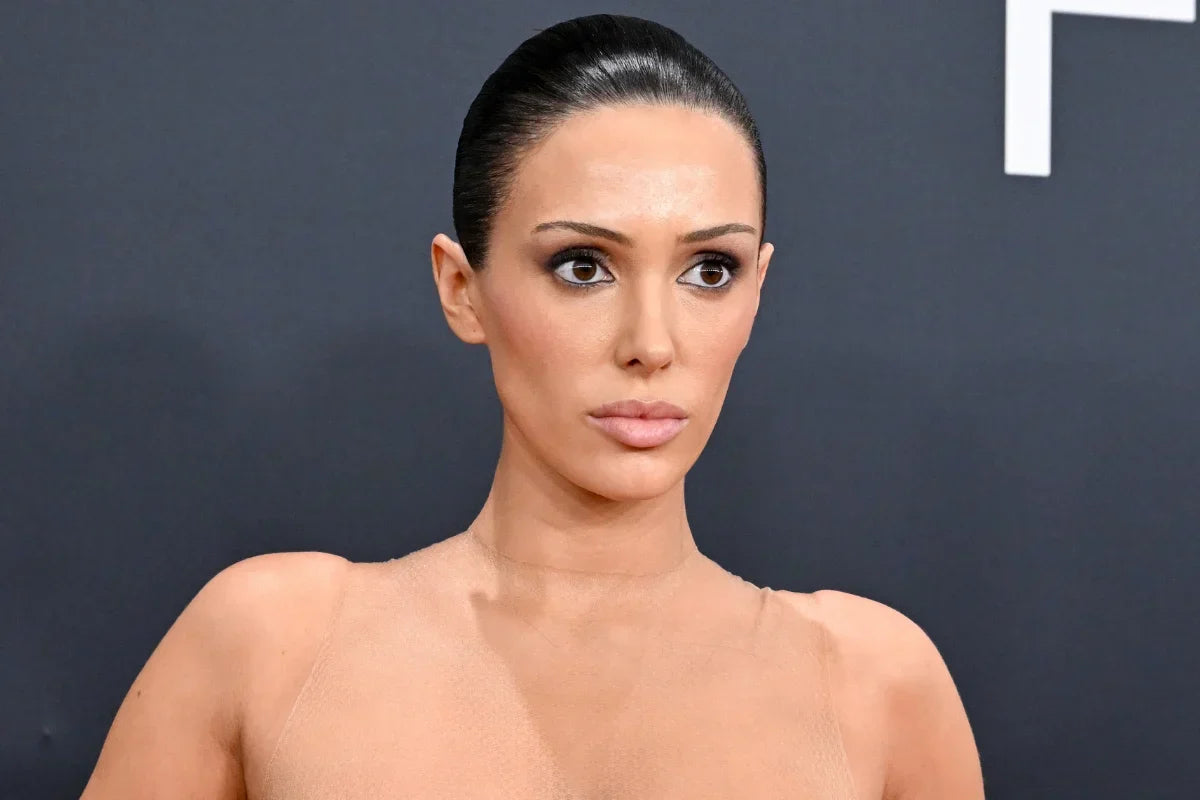 10 Little-Known Facts About Bianca Censori: The Woman Behind the Spotlight