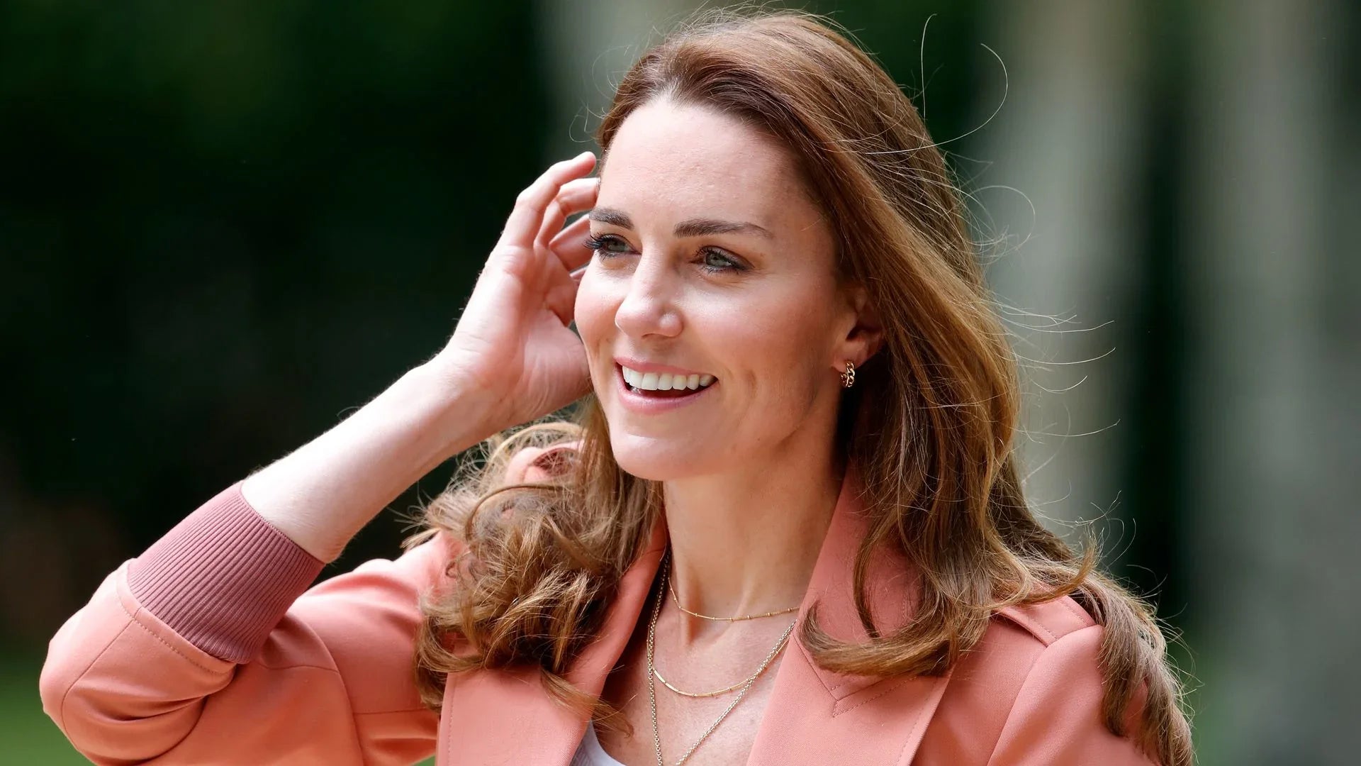 Kate Middleton's Capsule Wardrobe: A Royal Guide to Timeless Fashion