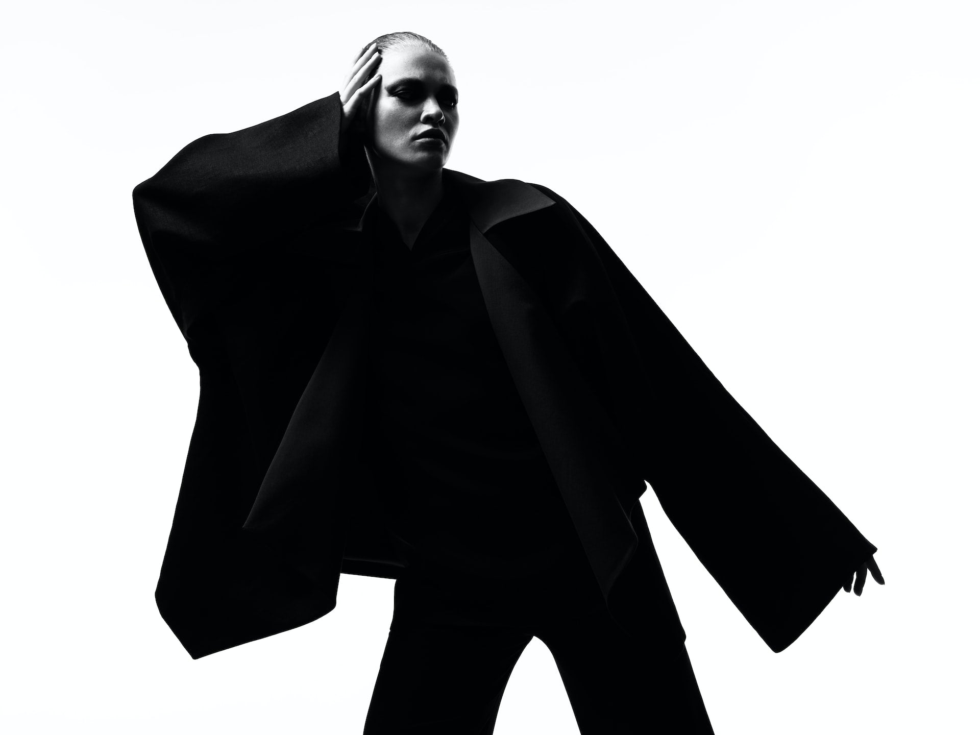 Designer Brand vs. High Street Brands: Is It Worth the Investment?