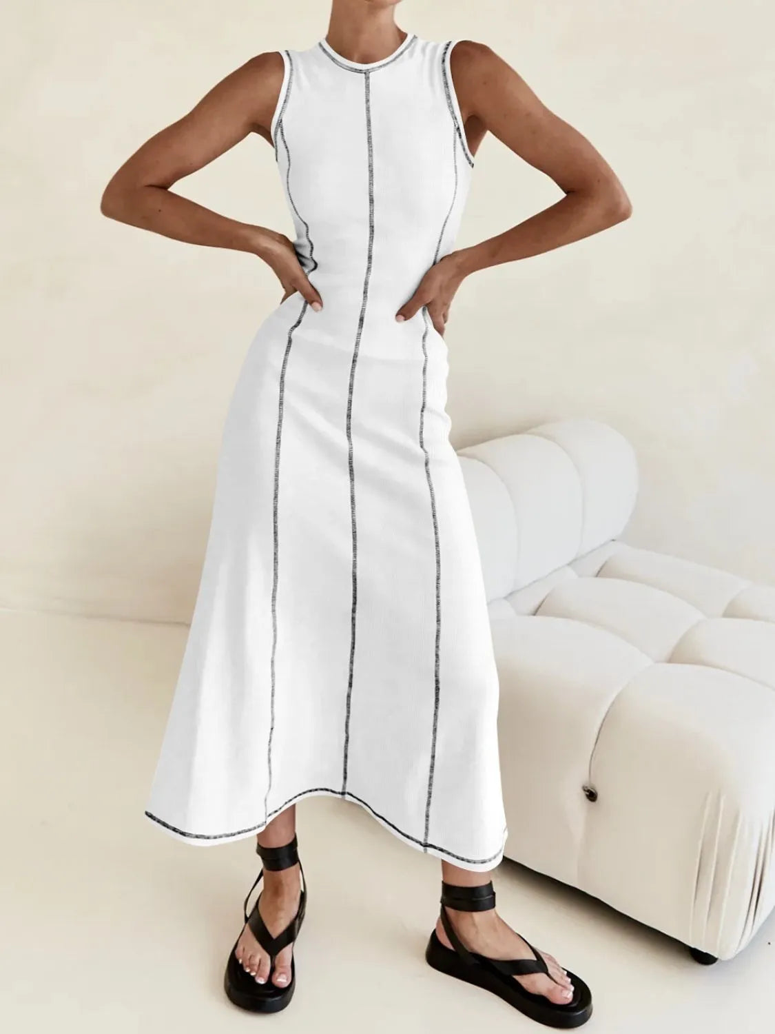 Buy Contrast Stitching Round Neck Sleeveless Midi Dress by Faz
