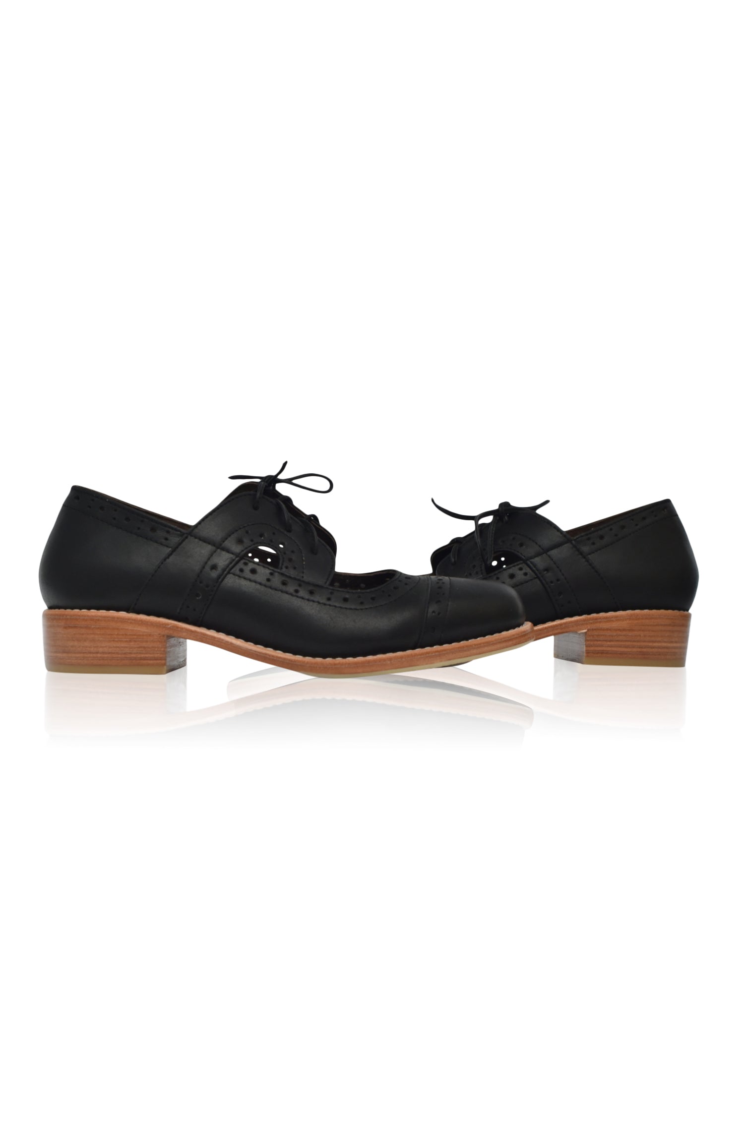 Buy Scandinavia Leather Oxfords by Bali ELF