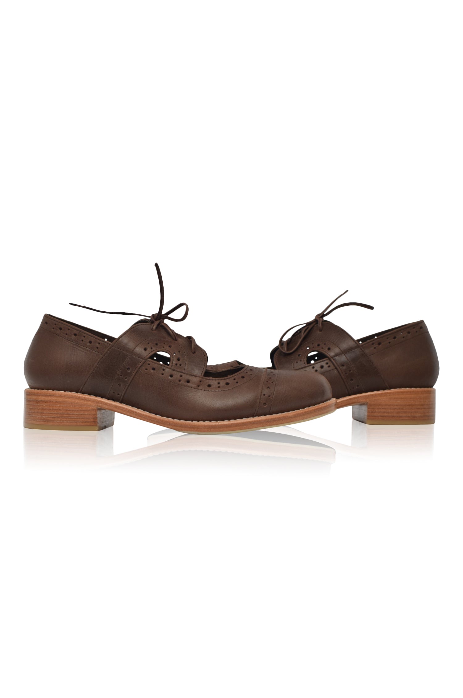 Buy Scandinavia Leather Oxfords by Bali ELF