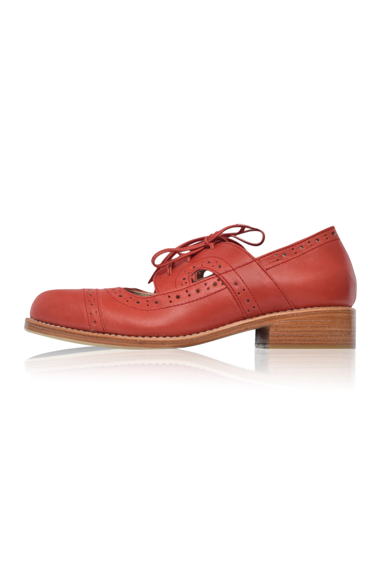 Buy Scandinavia Leather Oxfords by Bali ELF