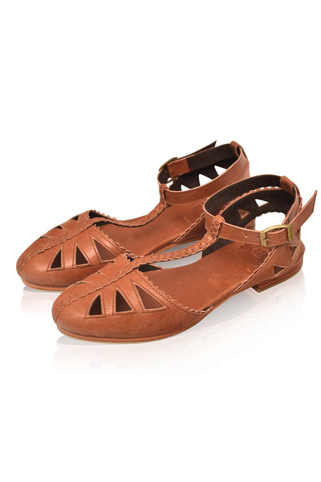 Buy Bounty T-strap Leather Sandals by ELF