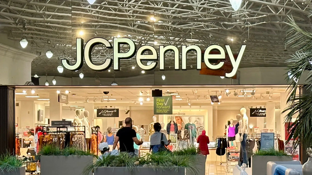 JCPenney and Ashley Graham Revolutionize Plus-Size Fashion with Groundbreaking Collaboration
