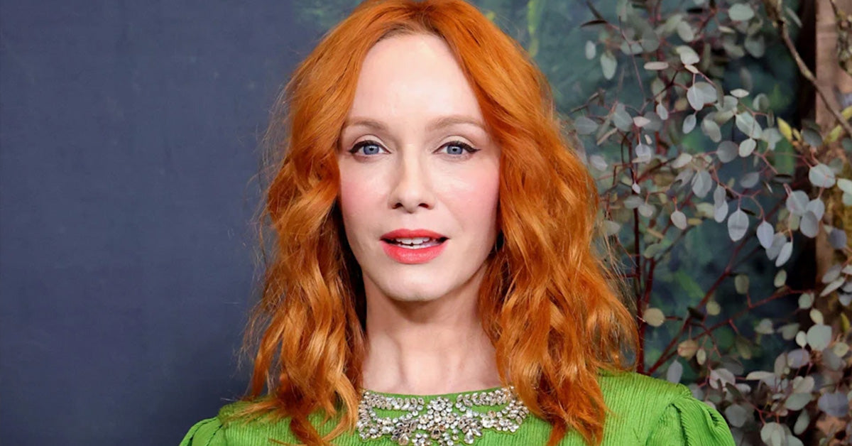 Christina Hendricks’ Emerald Return: A Masterclass in Red Carpet Narrative