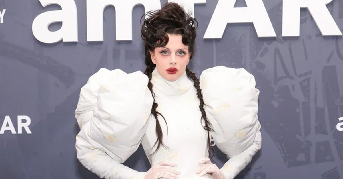 Julia Fox’s Radical Micro-Chop Signals the End of the "Pretty" Era