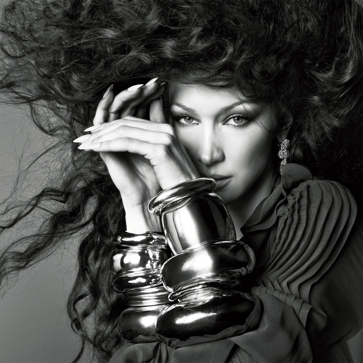 Bella Hadid’s Candid Transformation: How the Supermodel is Redefining Authenticity and Fashion in 2025