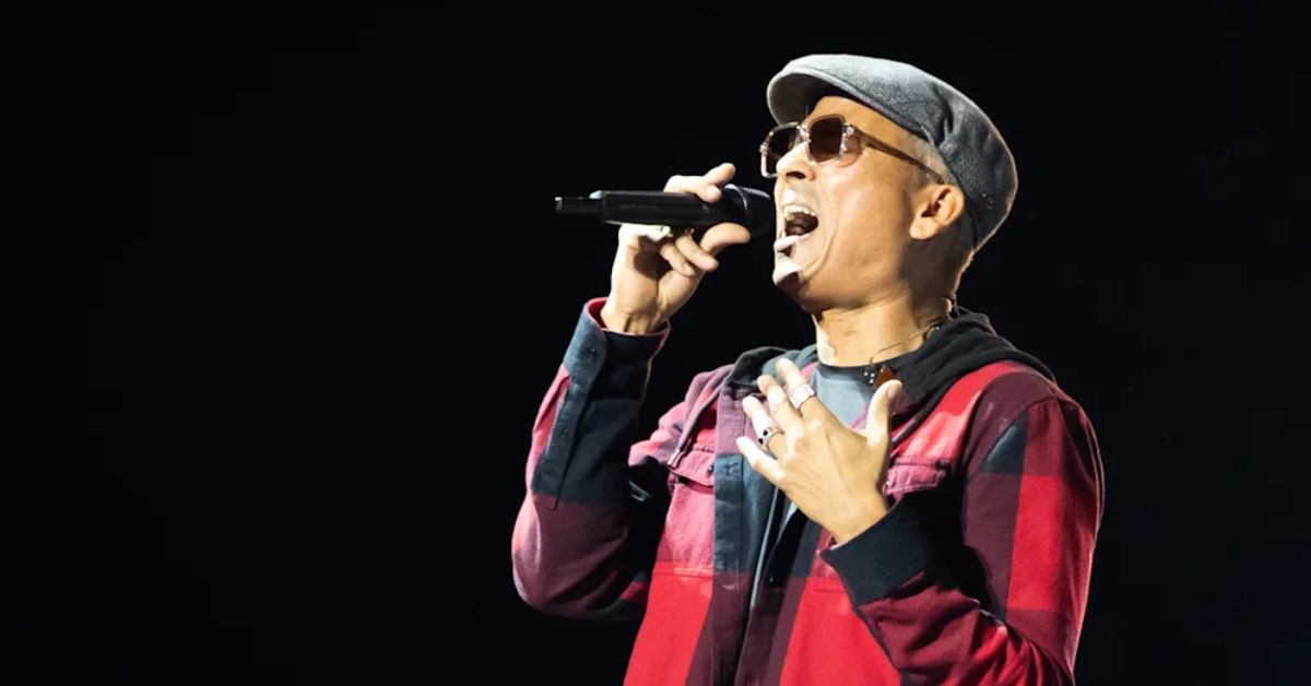 Xavier Naidoo’s Sold-Out Redemption: Art, Politics, and a Divided Germany