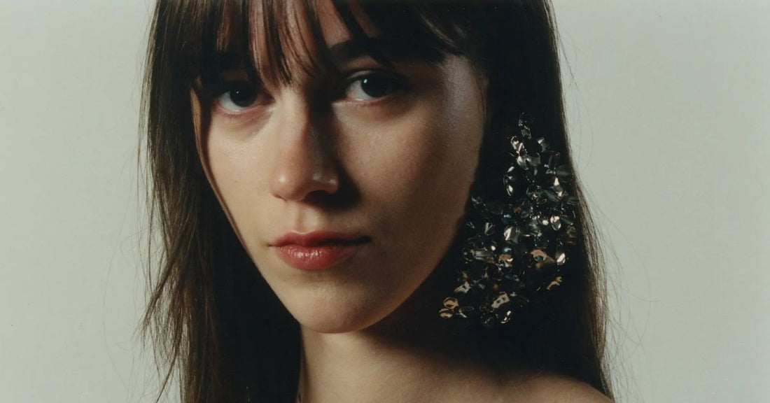 Dior Pre-Fall 2026: Jonathan Anderson’s Radical ‘Un-Stiffening’ of the Bar Jacket