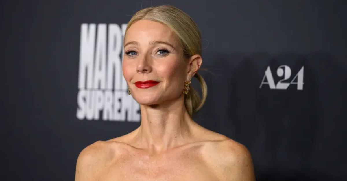 Gwyneth Paltrow’s “Rich Mom” Blazer: The Strategic Genius of Controlled Nudity