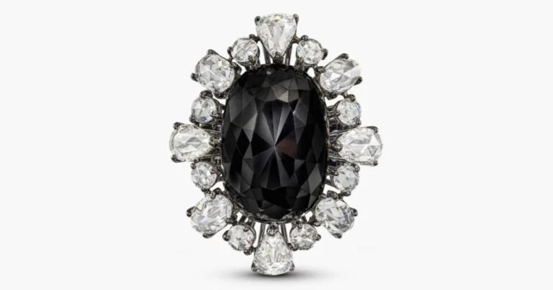 Curated fine jewellery on illustrating the 2026 jewellery boom in luxury fashion