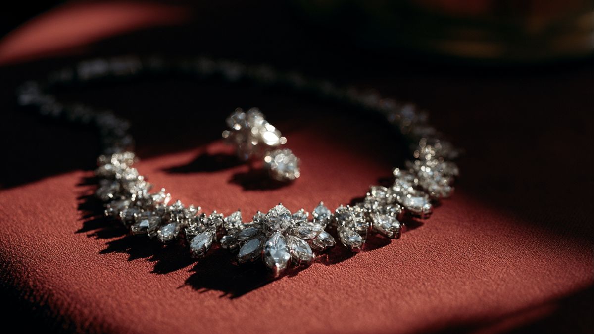 Diamond high jewellery suite illustrating the new visual hierarchy dominating the 2026 Cannes red carpet