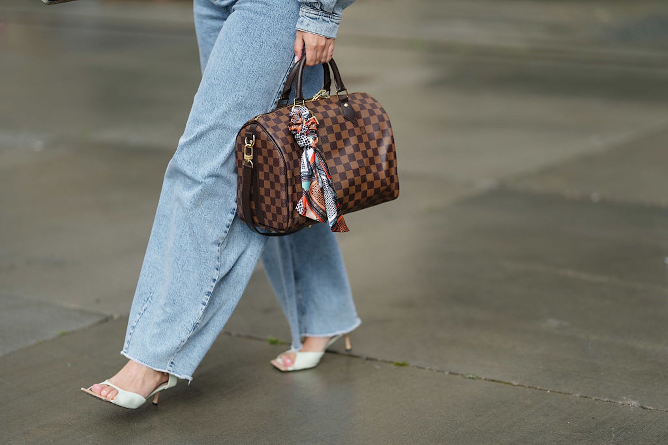 Bootcut Jeans: Autumn Shoe Pairings & Styling Guide