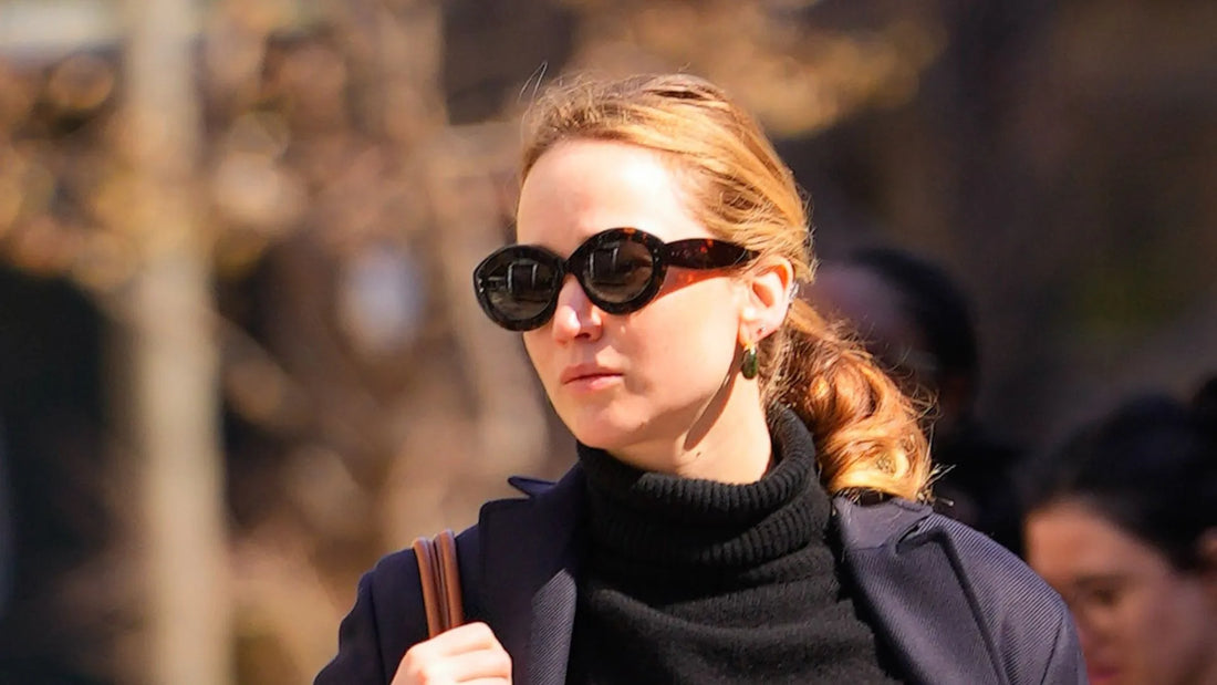 Jennifer Lawrence’s Autumn Outfit: Wide-Leg Jeans and Adidas Sambas