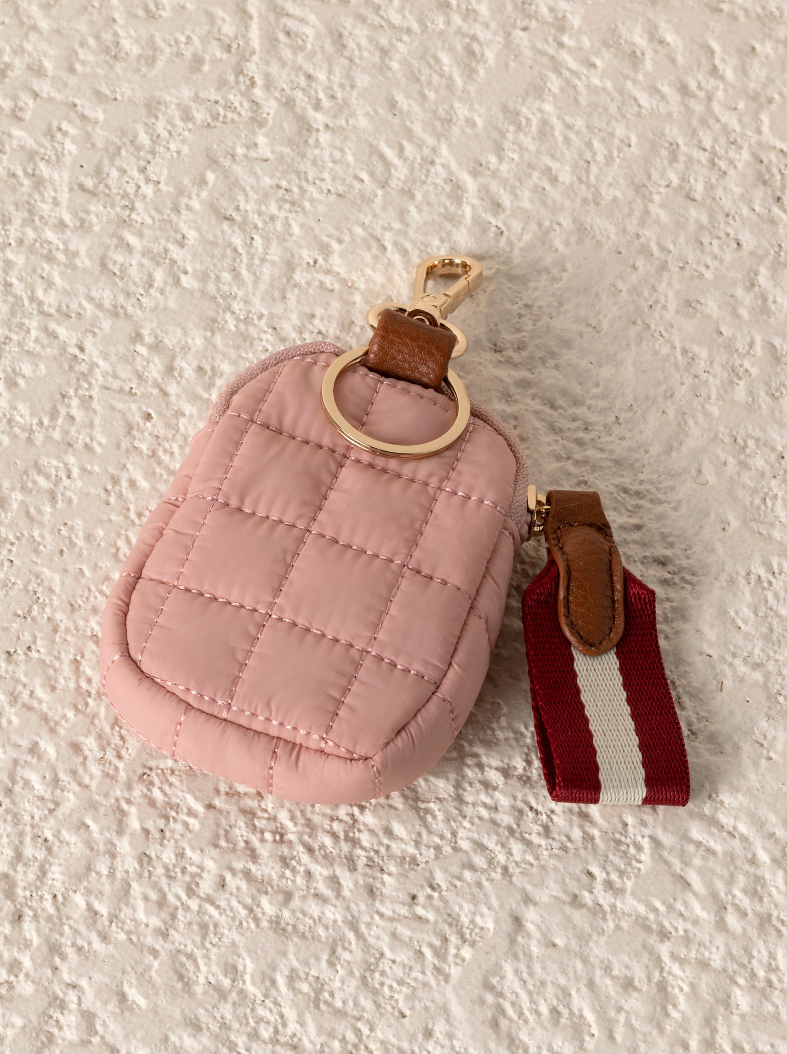 Ezra Quilted Nylon Clip-On Pouch, Blush