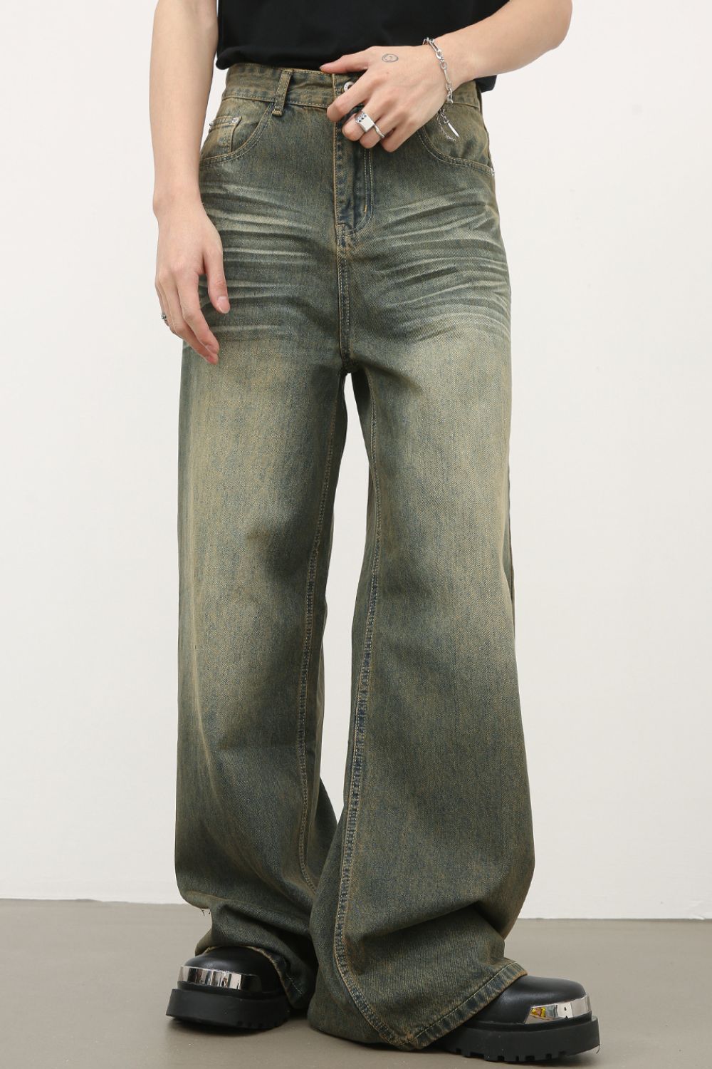 Buy Men's Wide Leg Jeans with Pockets by Faz