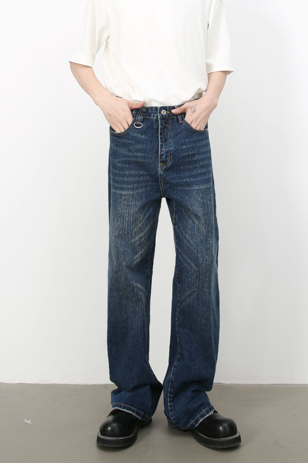Buy Men's Cat's Whisker Jeans by Faz