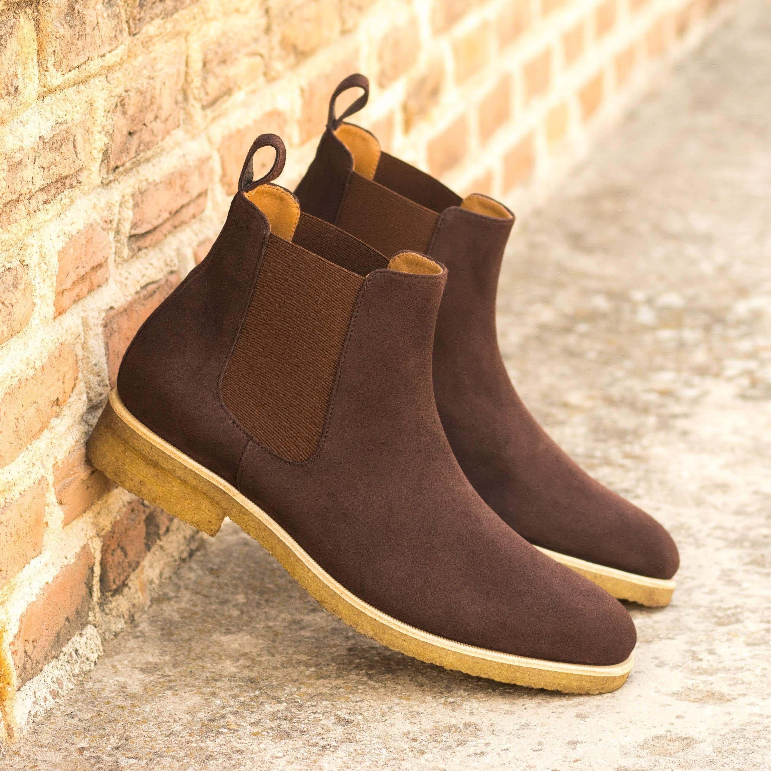 Buy 1905 Chelsea Boots by Que Shebley