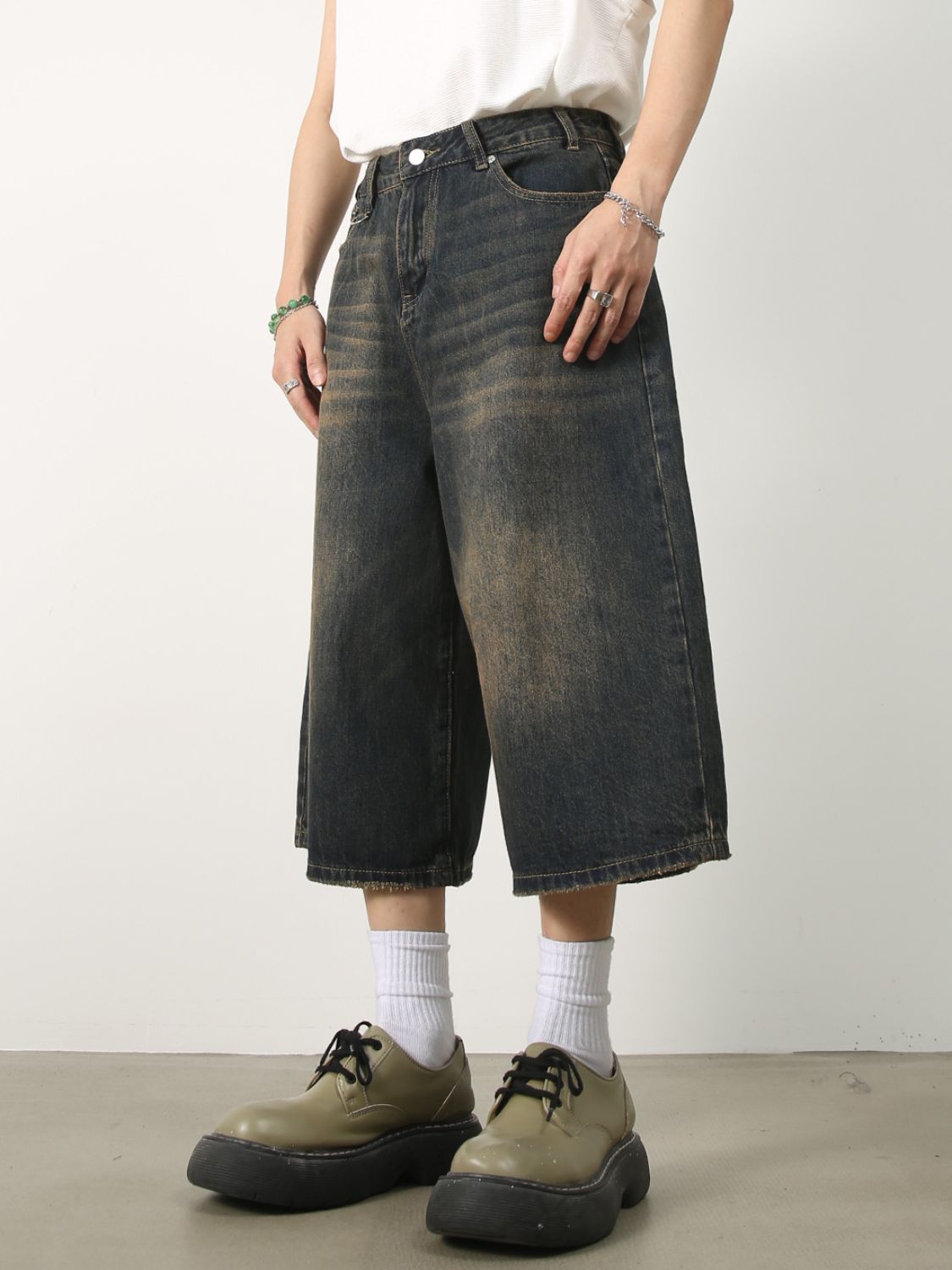 Buy Men's Wide Leg Denim Shorts by Faz