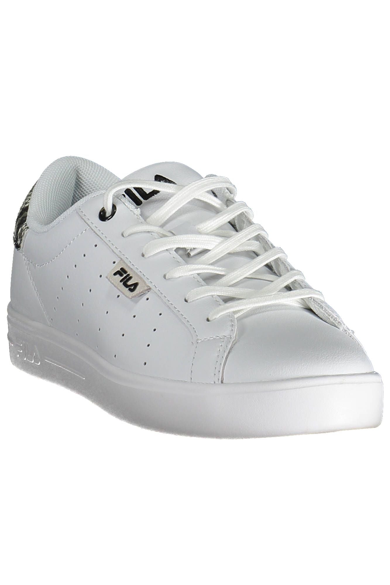 Chic White Sports Sneakers with Contrasting Details