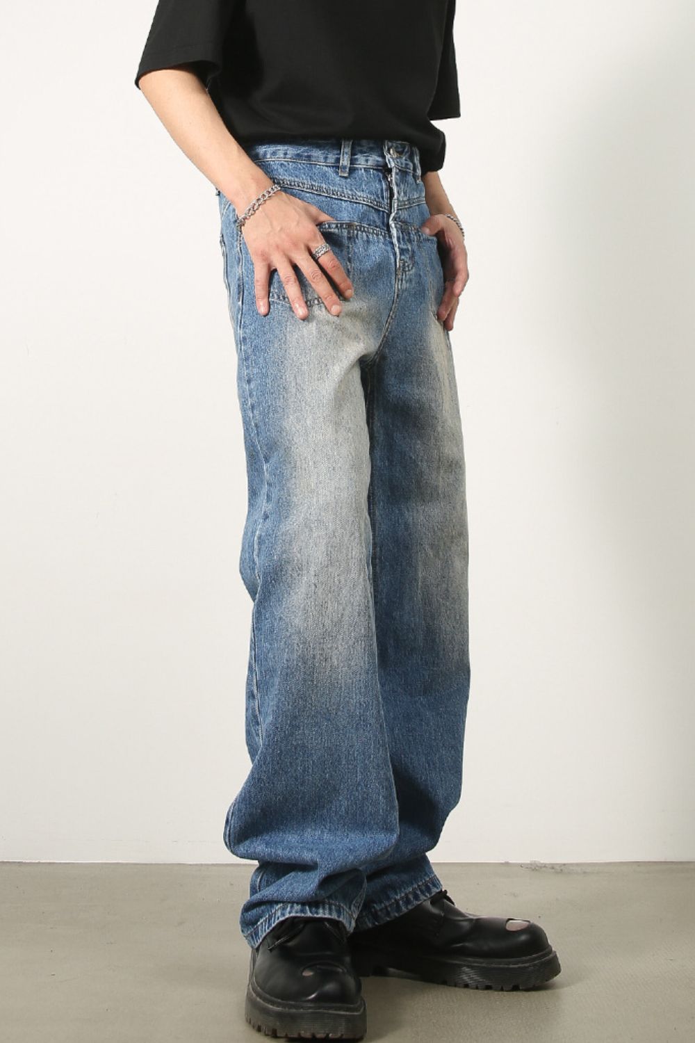 Buy Men's Mid Rise Jeans by Faz