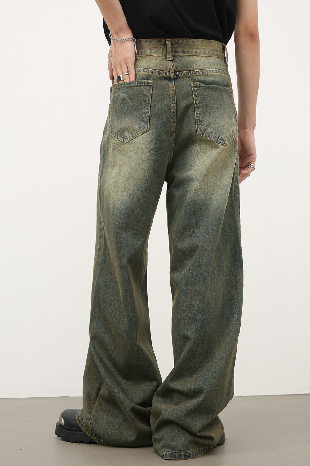 Buy Men's Wide Leg Jeans with Pockets by Faz