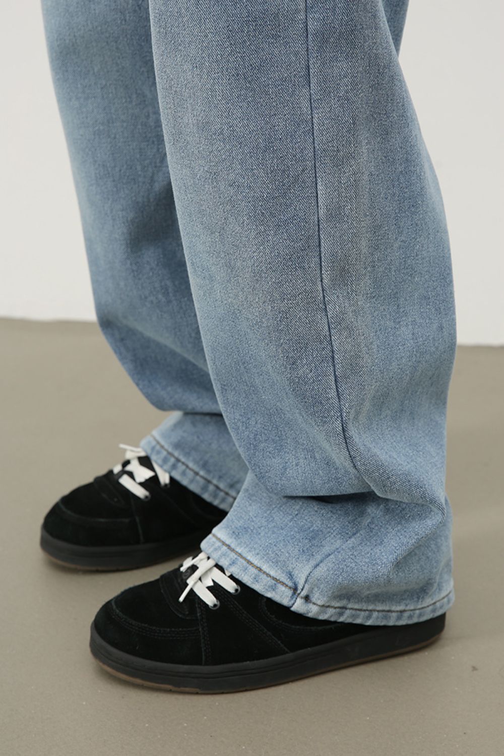 Buy Men's Wide Leg Jeans by Faz