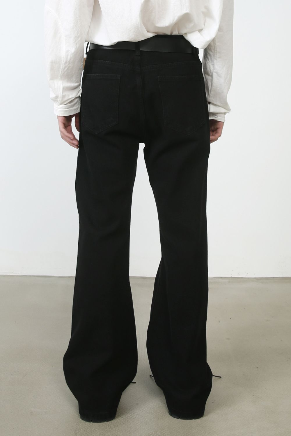 Buy Men's Mid Rise Jeans with Pockets by Faz