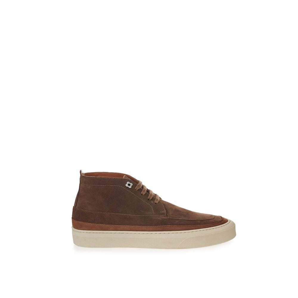 Elegant Suede Sneakers in Rich Brown