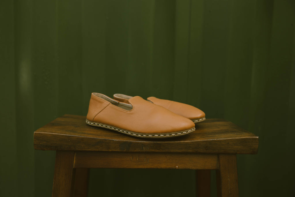 Buy Women's Barefoot Grounding Slip-on Shoes / Natural by Raum