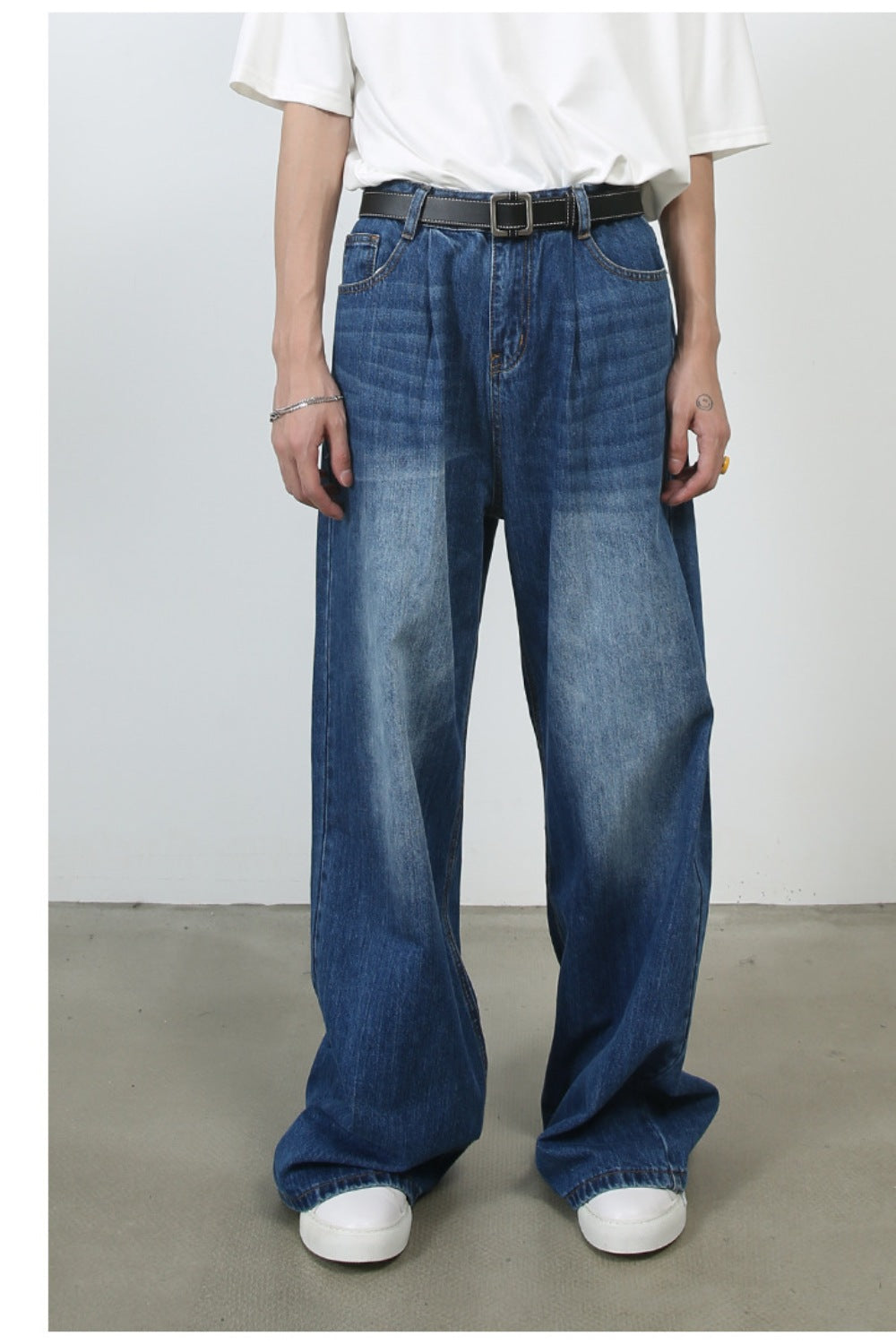 Buy Men's Baggy Jeans with Pockets by Faz