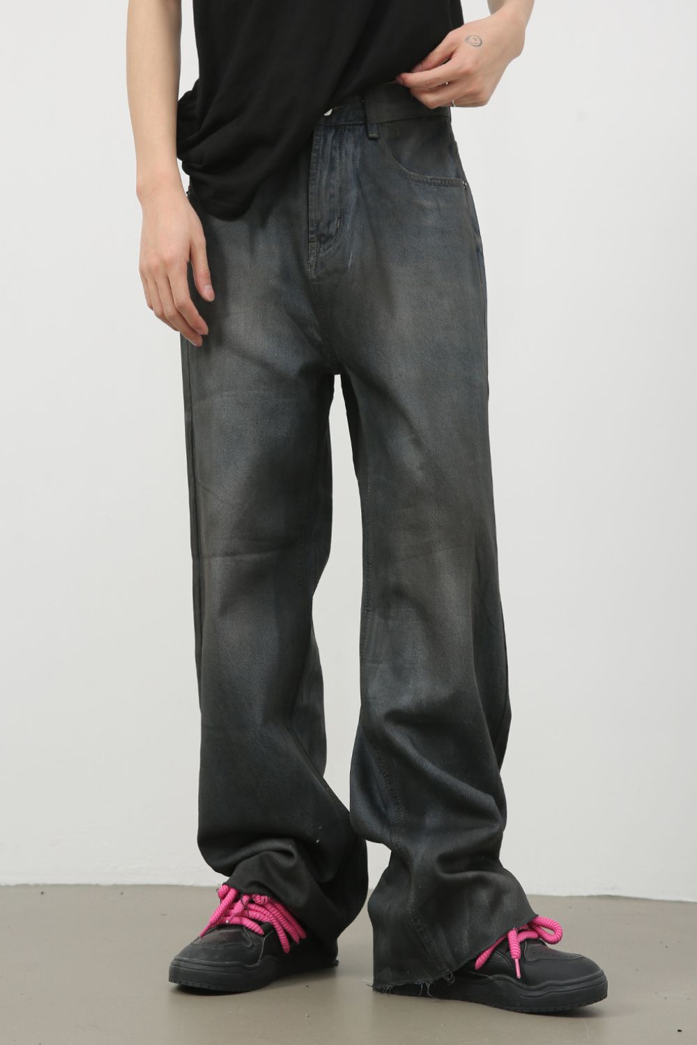 Buy Men's Frayed Hem Jeans with Pockets by Faz
