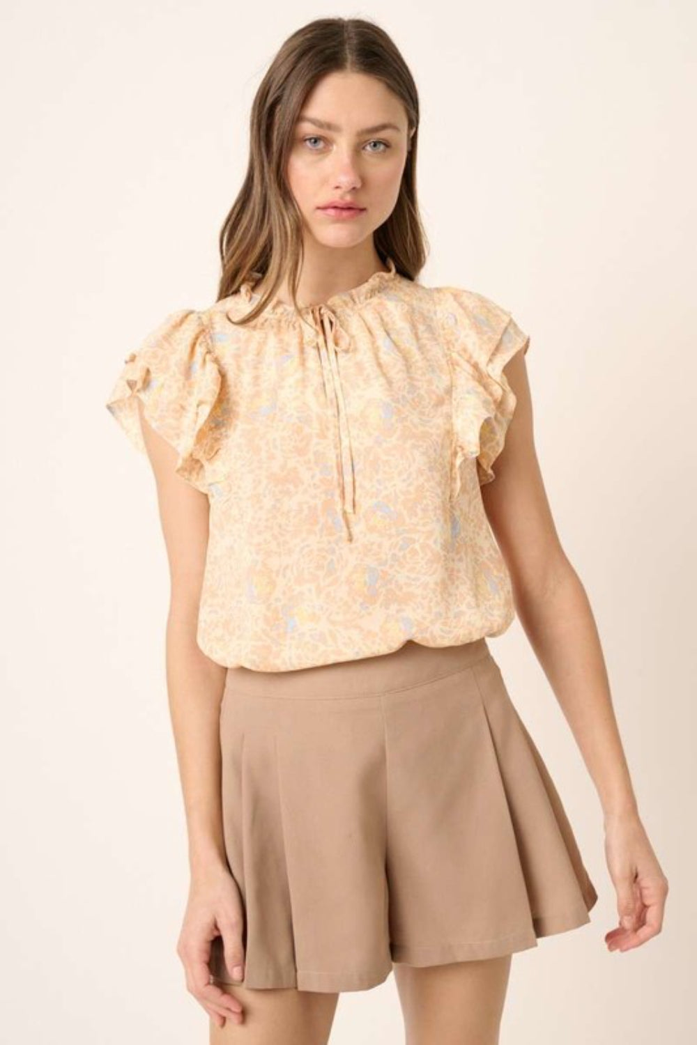 Buy Side Invisible Zipper Pleated Shorts by Faz