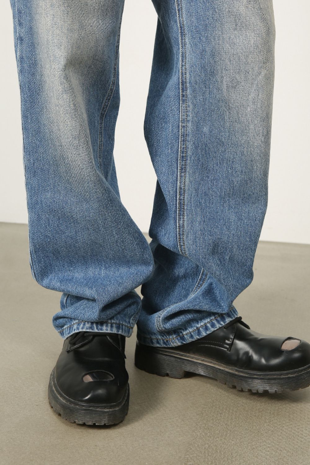 Buy Men's Mid Rise Jeans by Faz