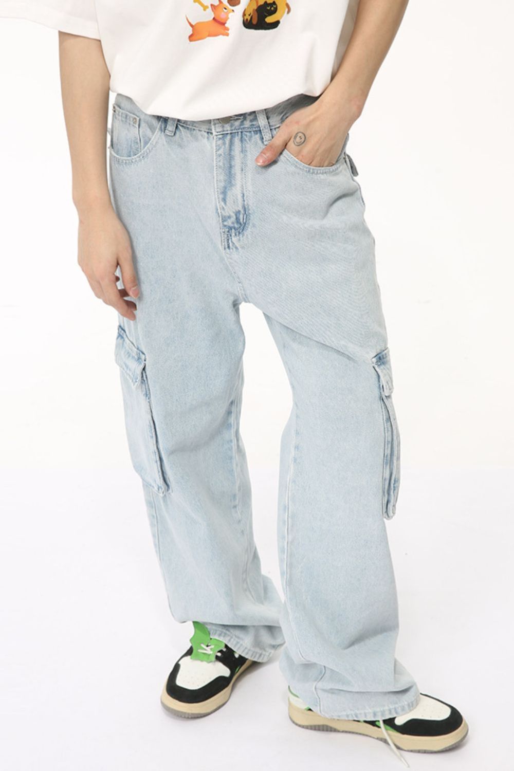 Buy Men's Washed Straight Cargo Jeans by Faz