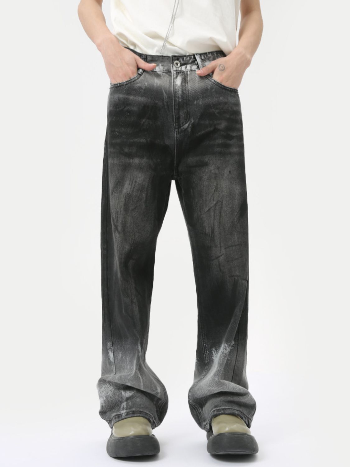 Wide Leg Jeans with Pockets