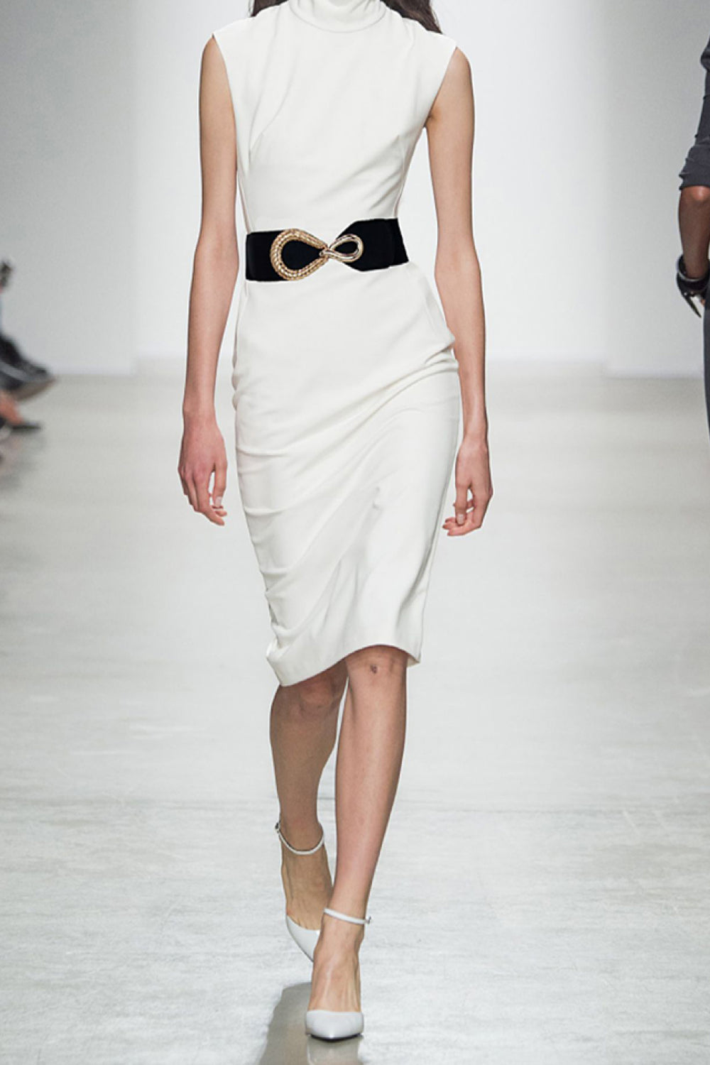 Buy Ribbed Alloy Buckle Elastic Belt by Faz