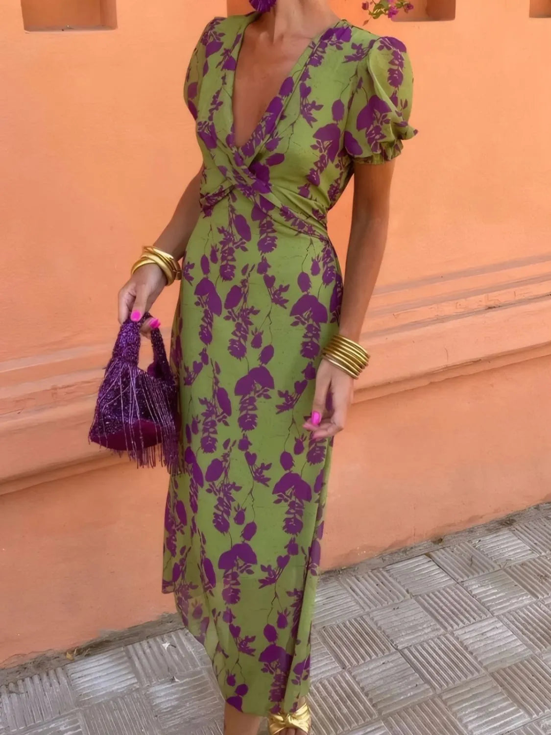 Buy Printed Plunge Short Sleeve Midi Dress by Faz