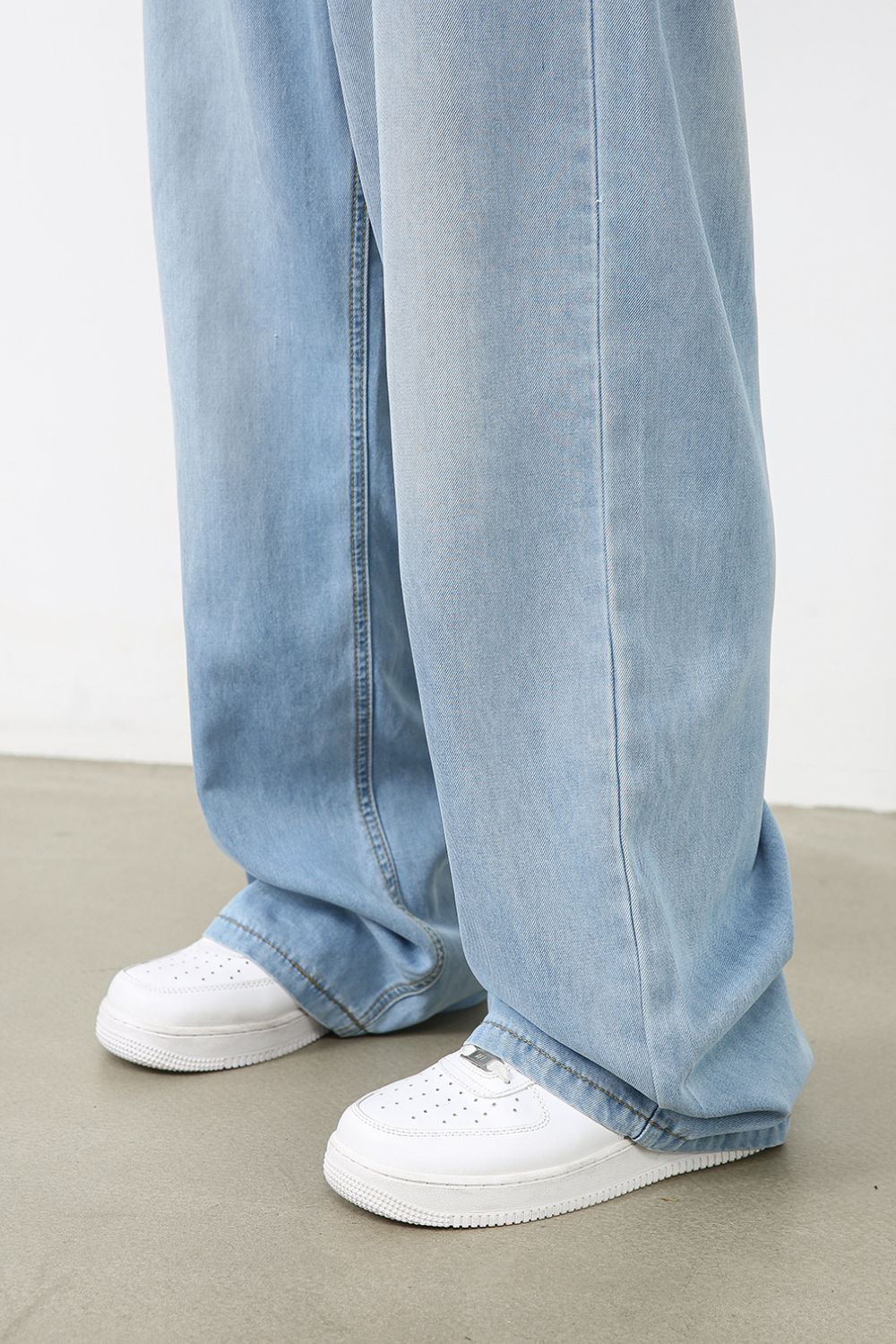 Buy Men's Wide Leg Jeans with Pockets by Faz