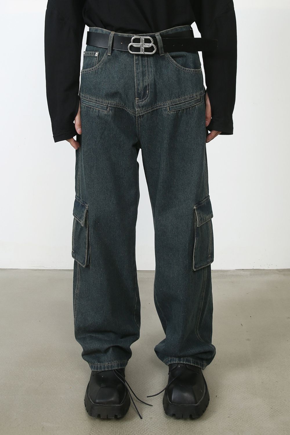 Buy Men's Baggy Jeans with Cargo Pockets by Faz