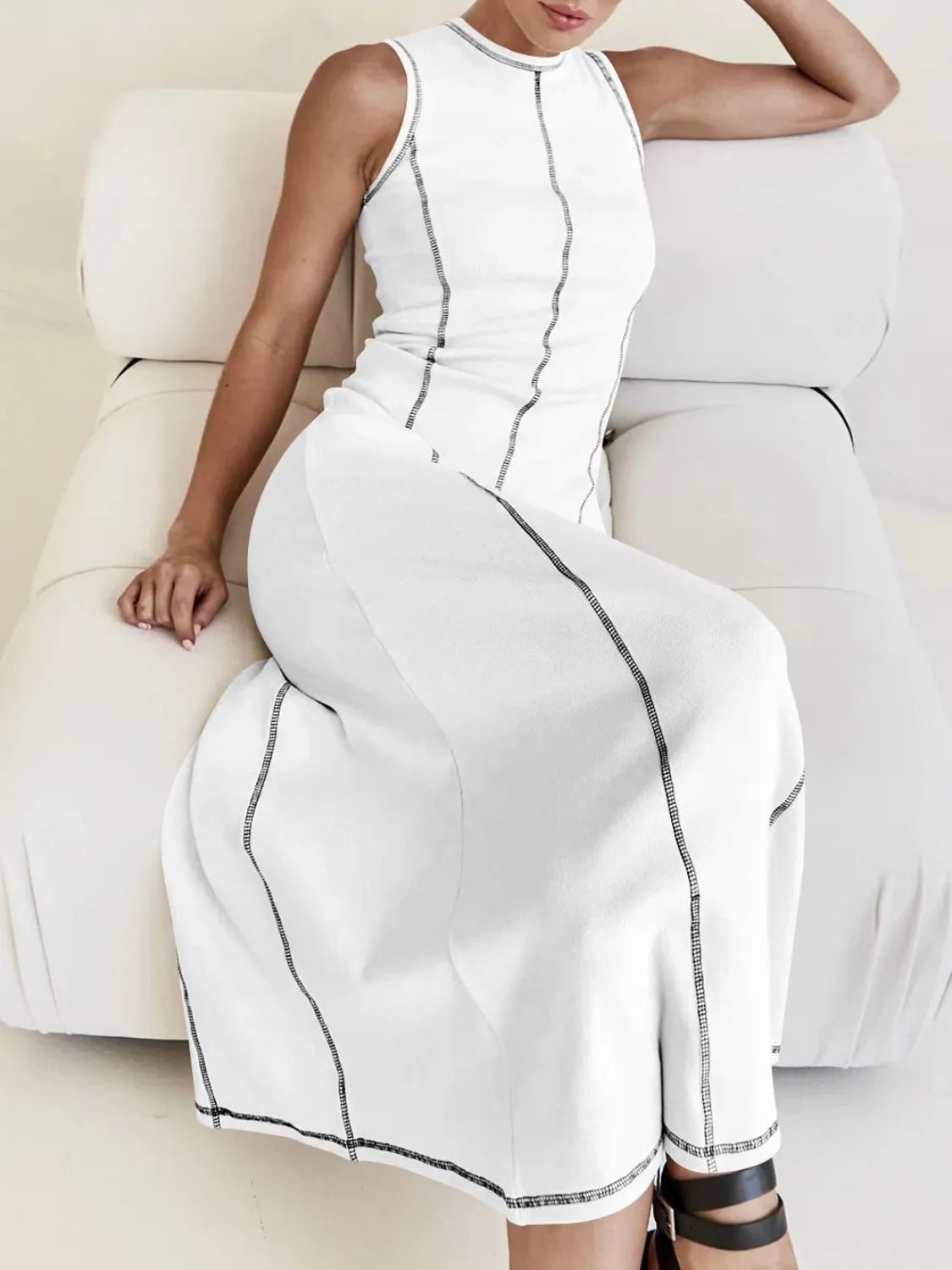 Buy Contrast Stitching Round Neck Sleeveless Midi Dress by Faz