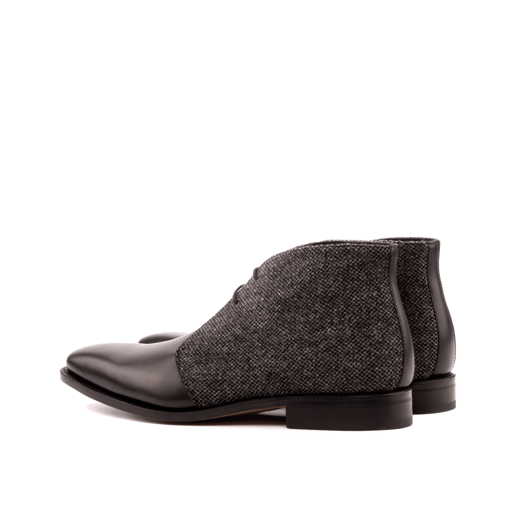 Buy Artemon Chukka boots by Que Shebley