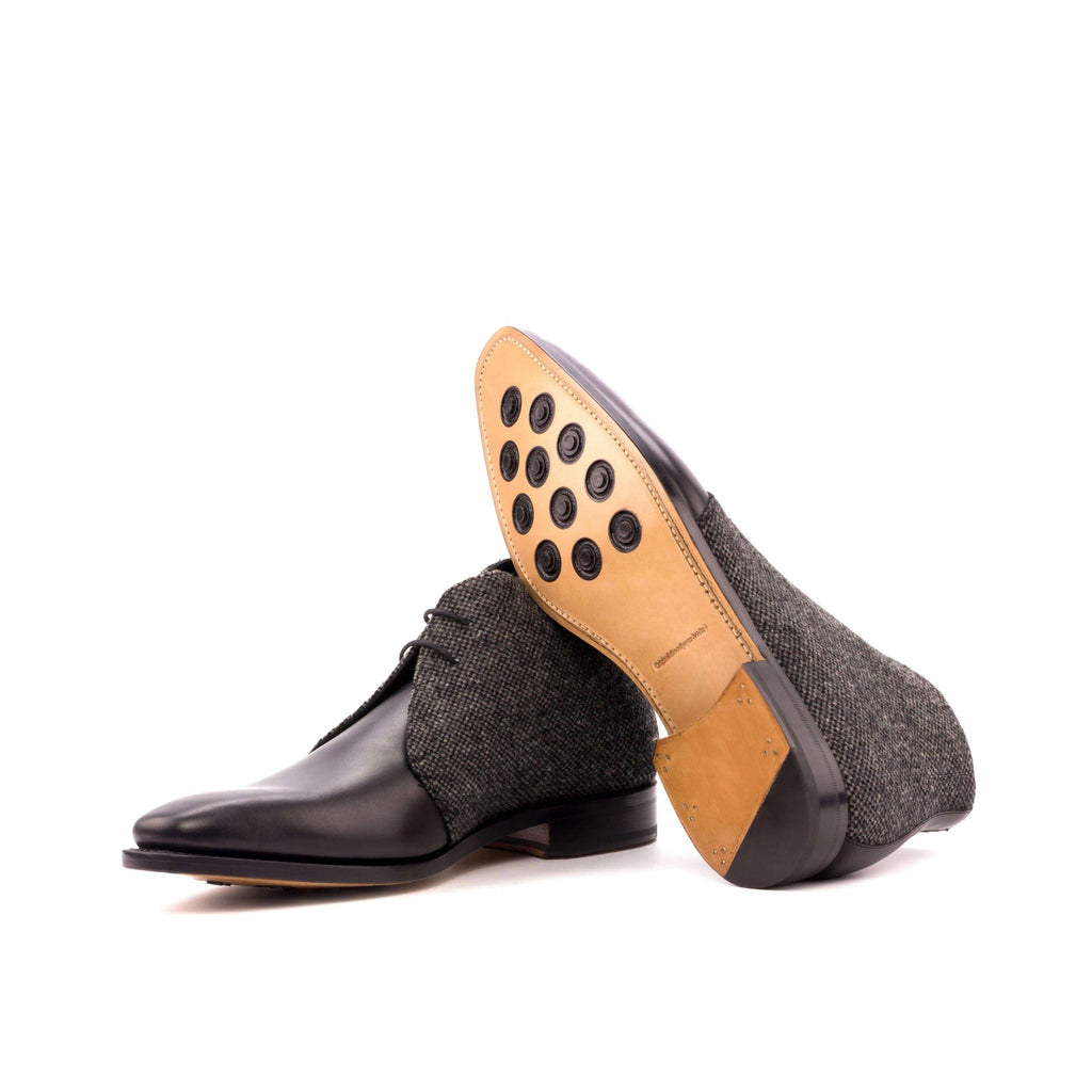 Buy Artemon Chukka boots by Que Shebley