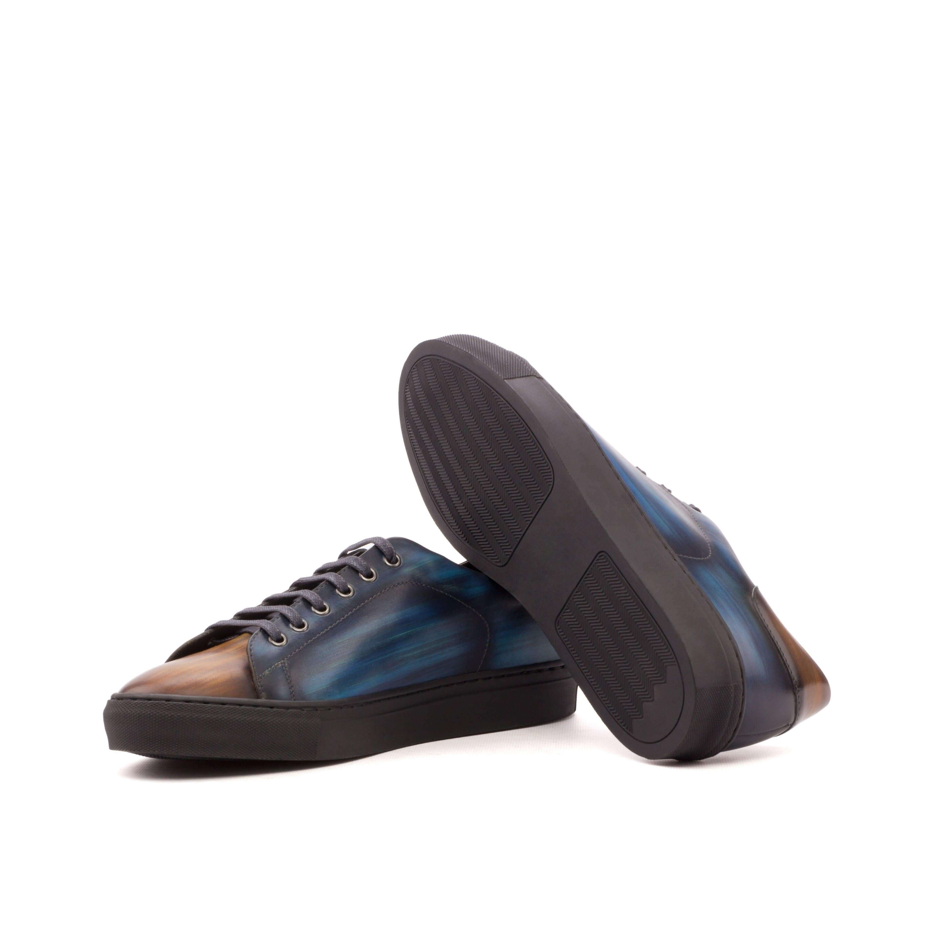 Buy Azat Trainer Patina Sneaker by Que Shebley