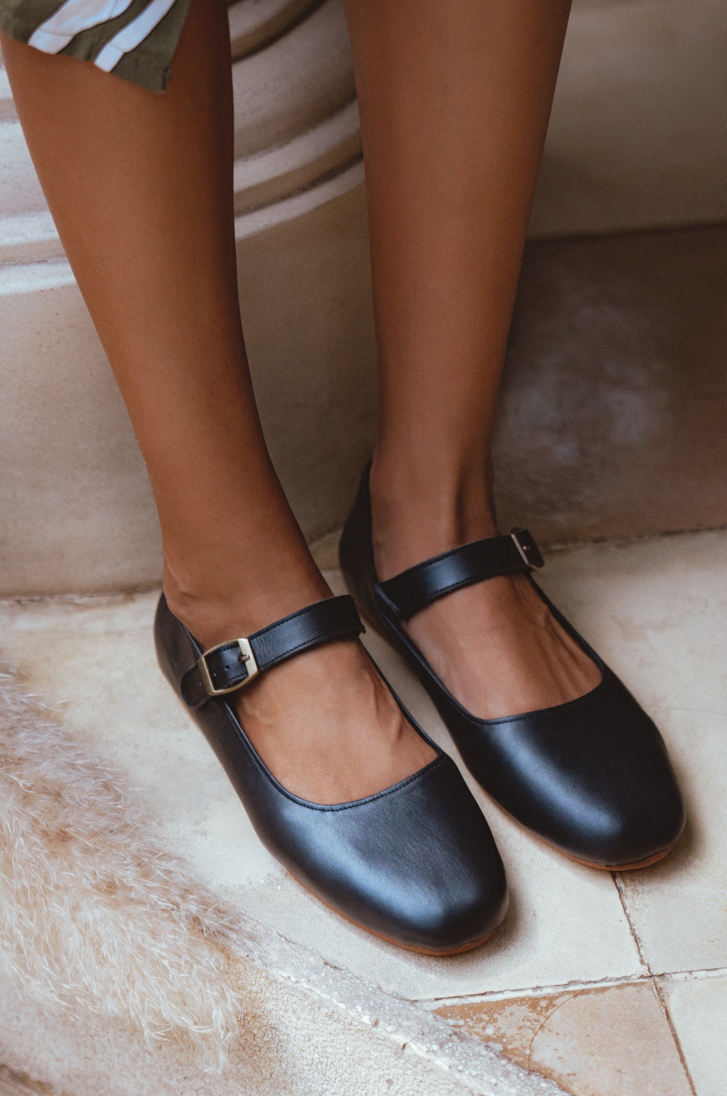 Buy Belle Rose Round Toe Leather Flats by Bali ELF