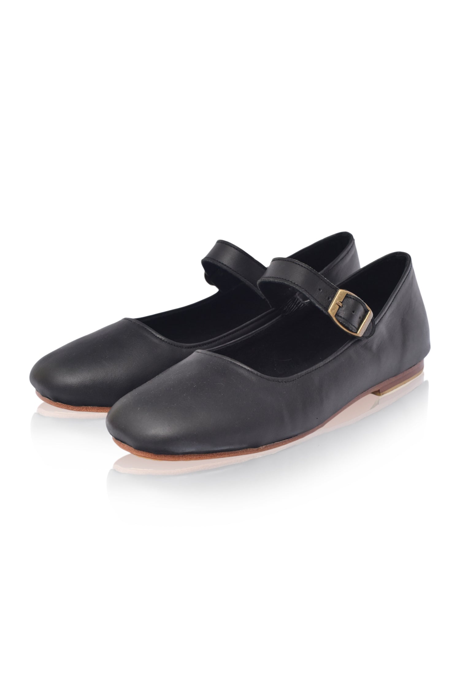Buy Belle Rose Round Toe Leather Flats by Bali ELF