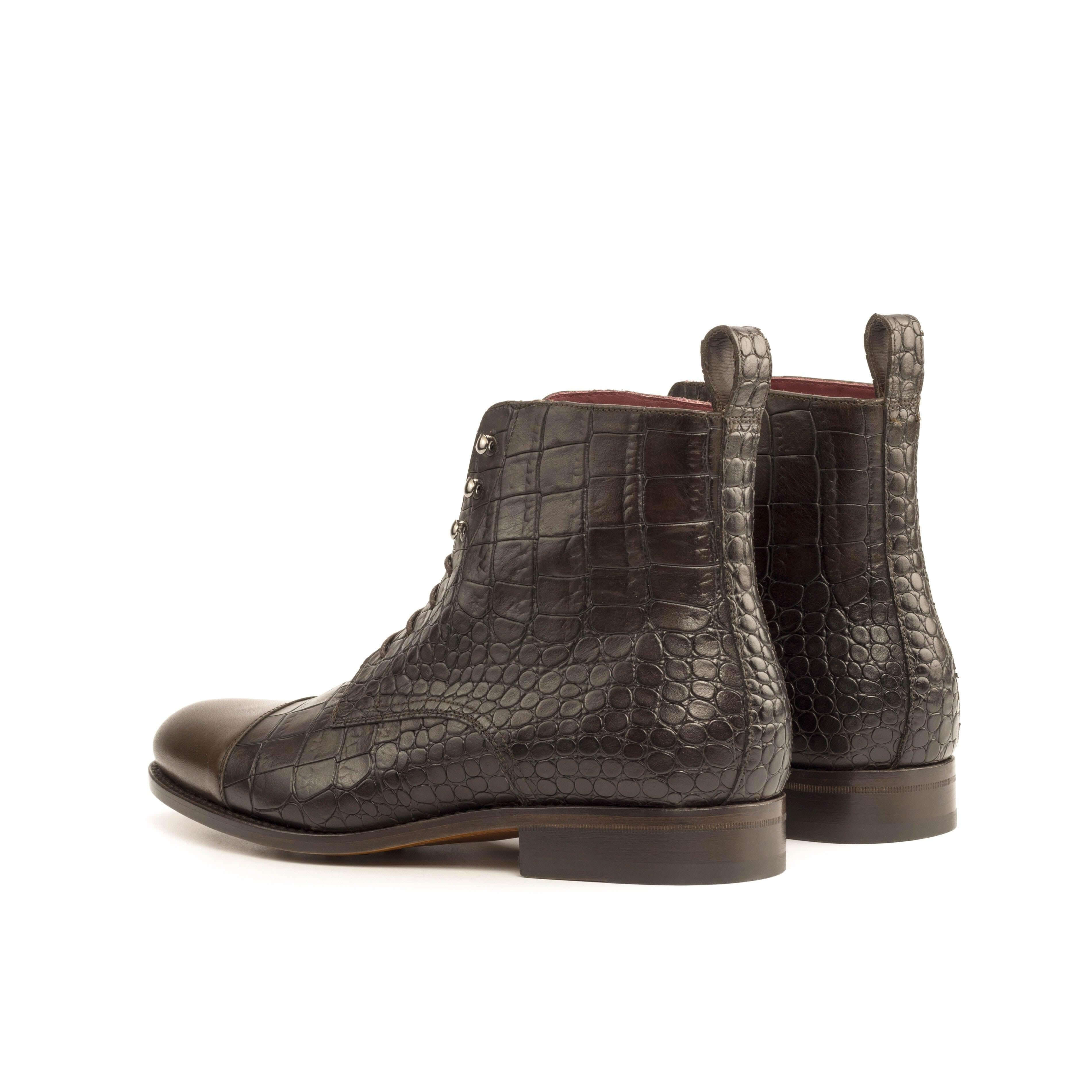 Buy Bobies Jumper Boots by Que Shebley